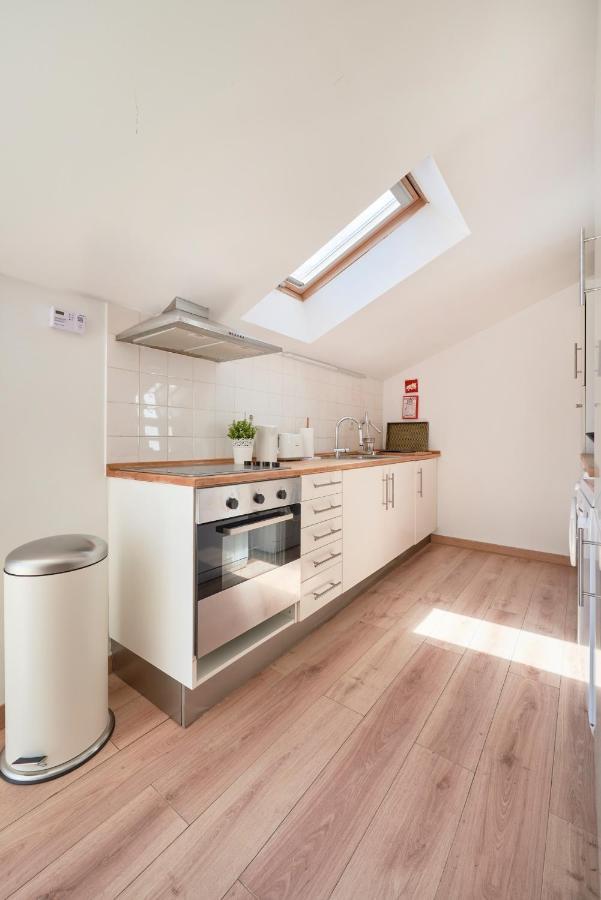 Sunny With Terrace.river View! Apartamento Lisboa